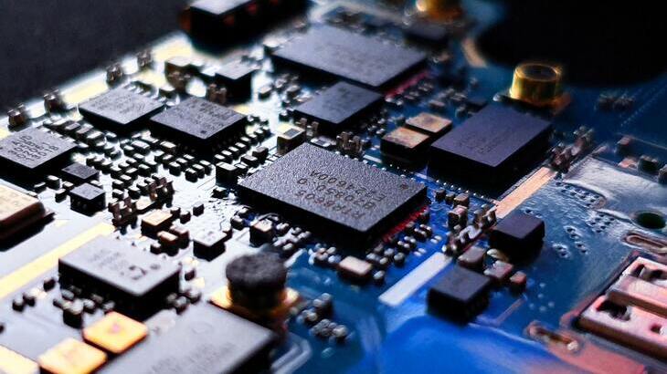 computer-chip-hardware.jpg
