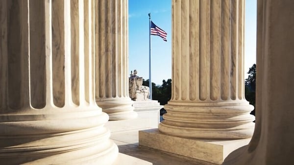 Column US