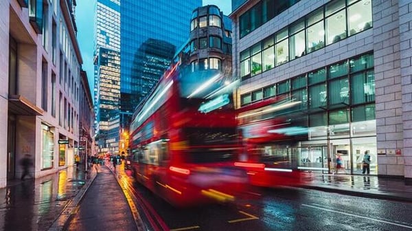 London-bus momentum