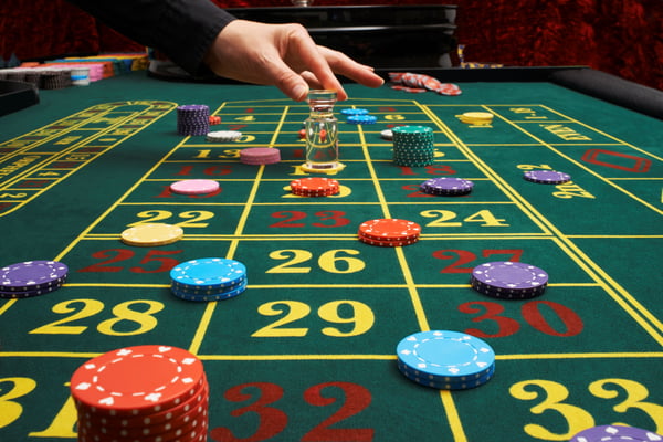 Roulette table